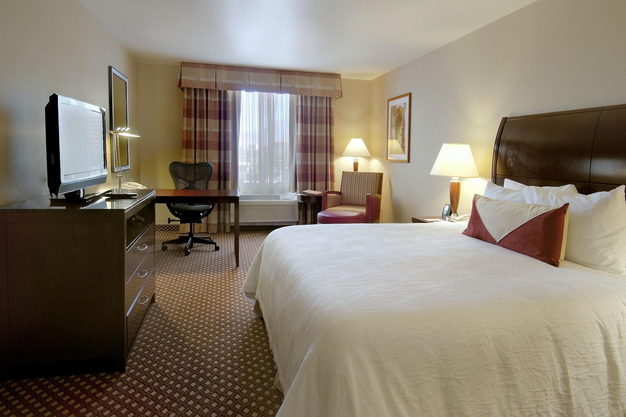 Hilton Garden Inn Albuquerque Uptown Szoba fotó